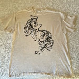Tiger T shirt